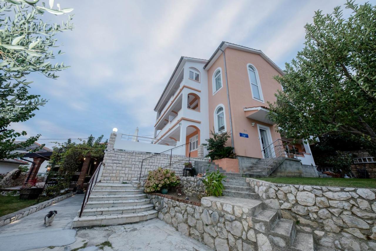 Apartments And Rooms Bolero Rab Town Zewnętrze zdjęcie