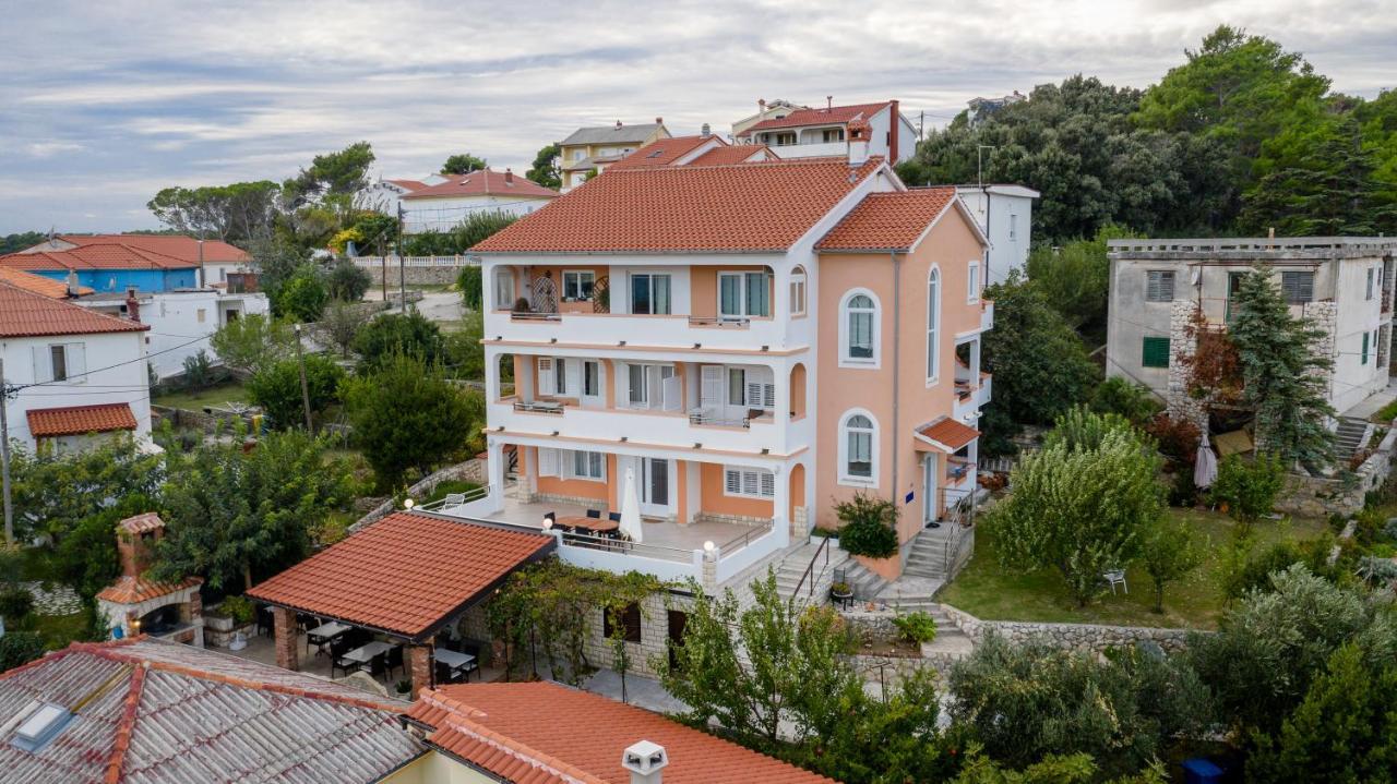 Apartments And Rooms Bolero Rab Town Zewnętrze zdjęcie