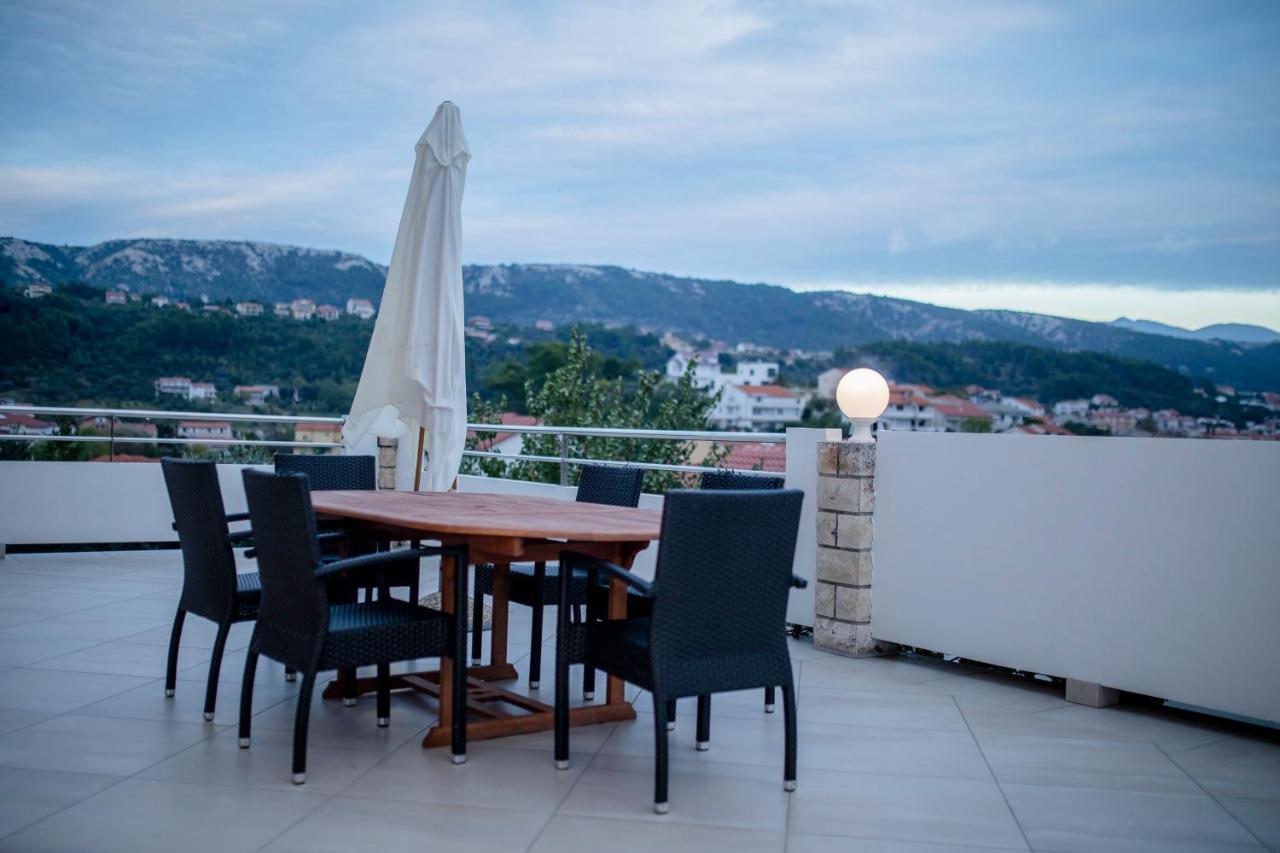 Apartments And Rooms Bolero Rab Town Zewnętrze zdjęcie