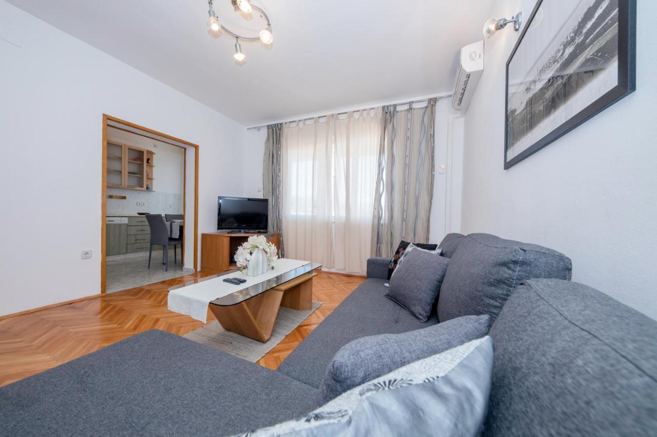 Apartments And Rooms Bolero Rab Town Zewnętrze zdjęcie